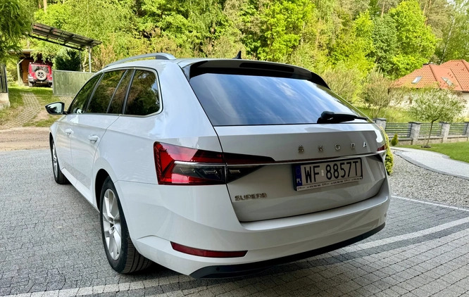 Skoda Superb cena 92250 przebieg: 125670, rok produkcji 2019 z Siedliszcze małe 191